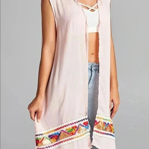 Velzera Other - 🆕Pink Embroidered Tassel-Front Open Cardigan 3X🆕